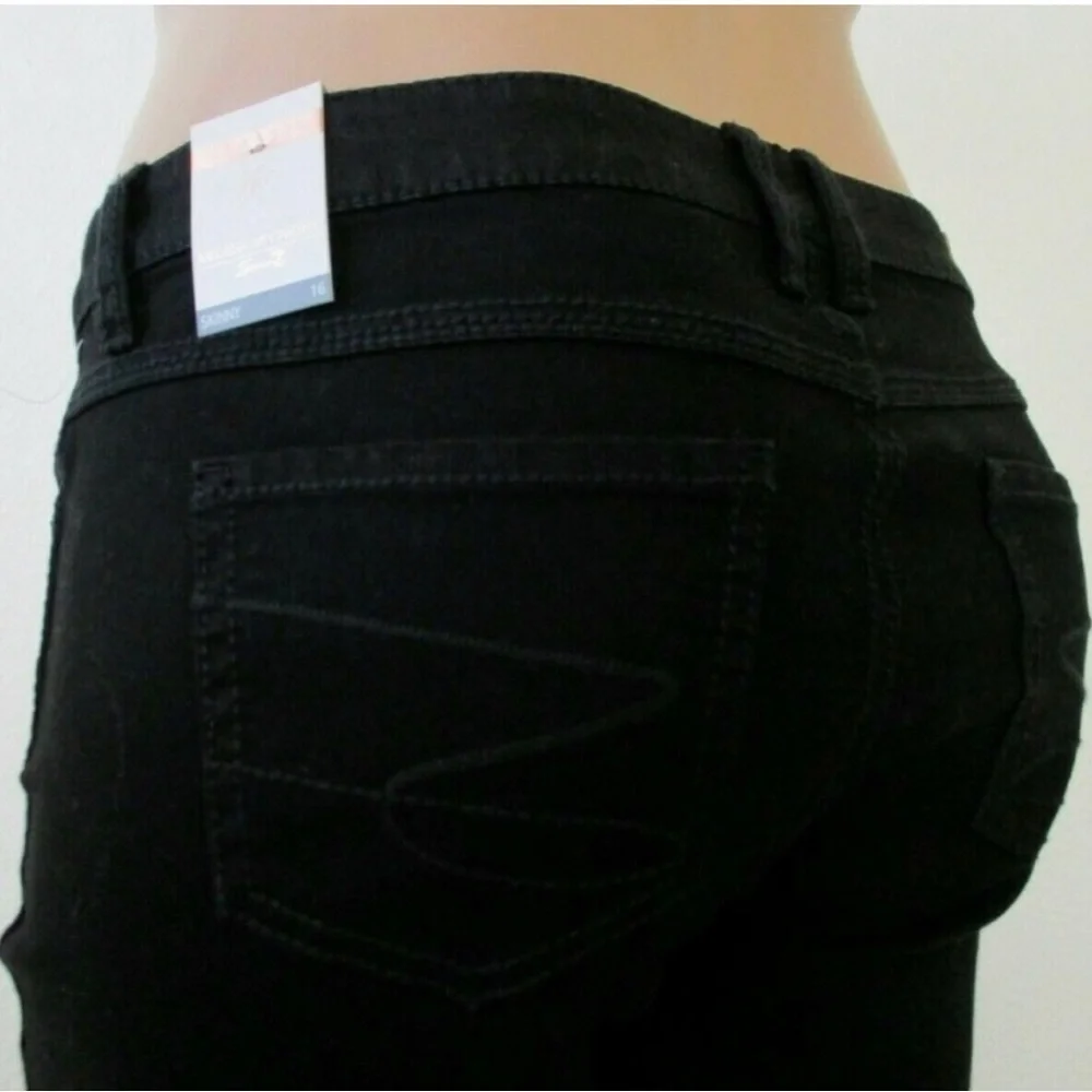 MELISSA McCARTHY Seven7 Jeans Womens Rich Black Denim Classic Skinny Size 16 NWT
